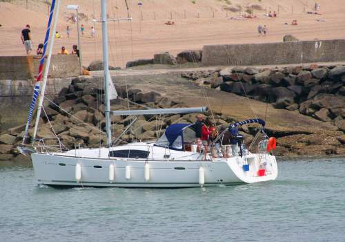 Benetau Oceanis 40ft